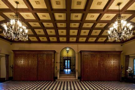 Poetry Reading at the&nbsp;Estate..